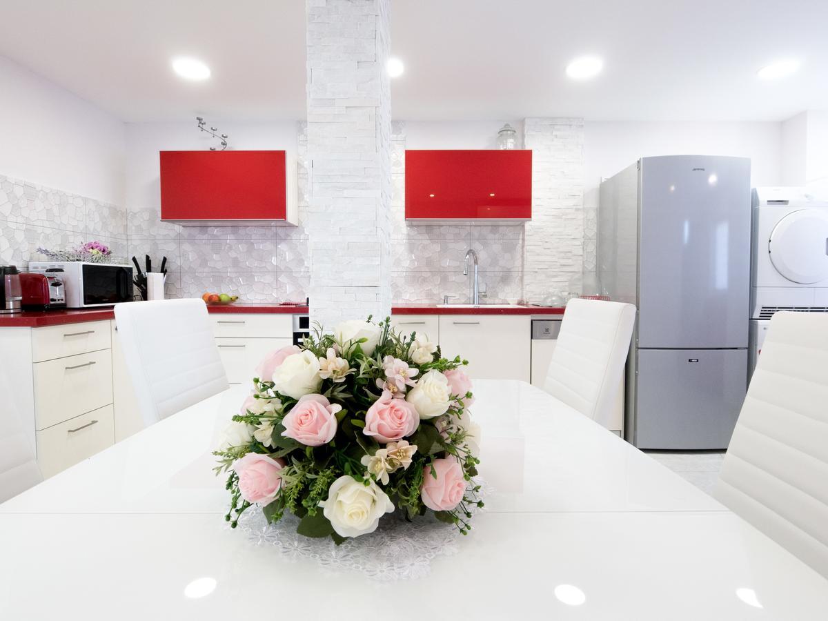 Faroyal Luxury Apartment
